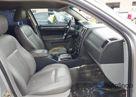 2006 Chrysler 300 Touring z USA, uszkodzony, nr VIN 2C3KA53G46H404939